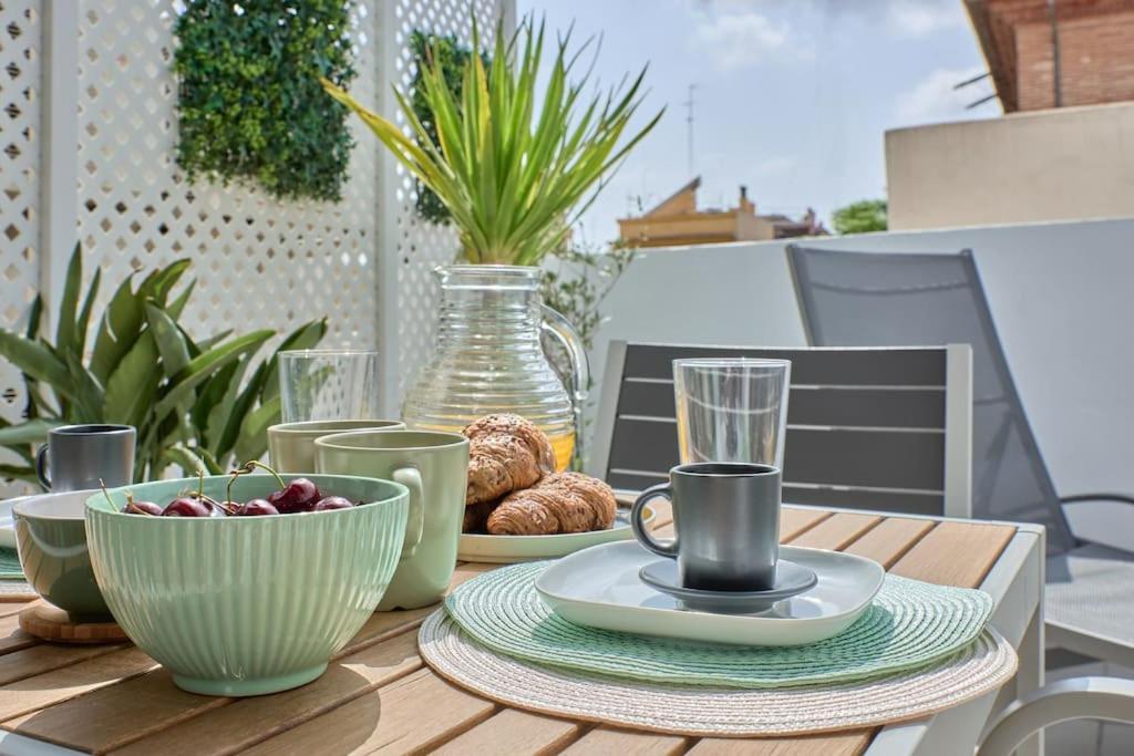 Sunny Cozy Penthouse With A Terrace At Plaza Del Carmen Appartamento *